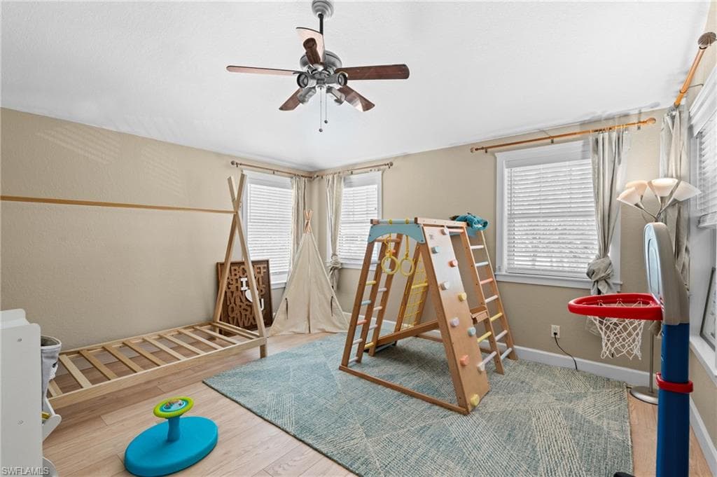 18250 Parkridge CT, FORT MYERS FL 33908-25