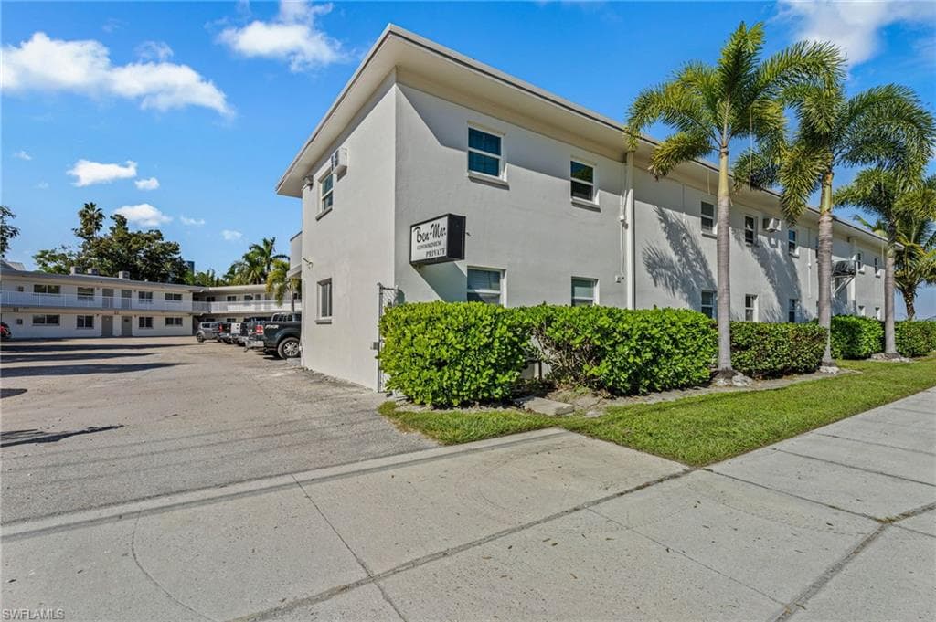 2590 1st ST # 115, FORT MYERS FL 33901-16