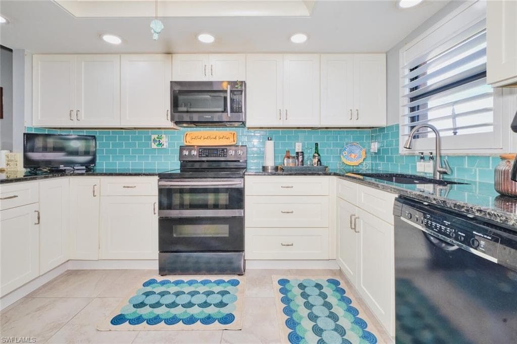 15370 Transit CT # 108, NORTH FORT MYERS FL 33917-3