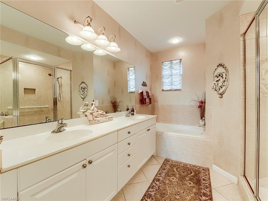 16125 Mount Abbey WAY # 201, FORT MYERS FL 33908-26