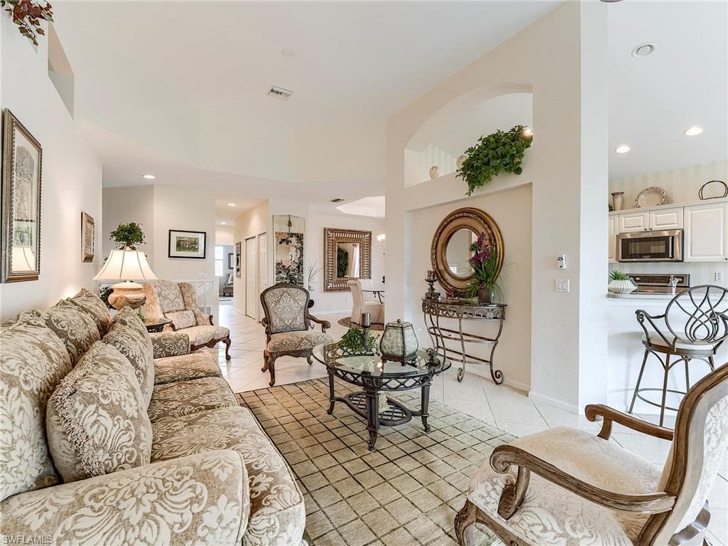 16125 Mount Abbey WAY # 201, FORT MYERS FL 33908-8