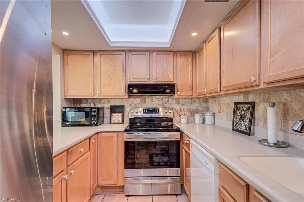 5441 Peppertree DR # 5, FORT MYERS FL 33908-13