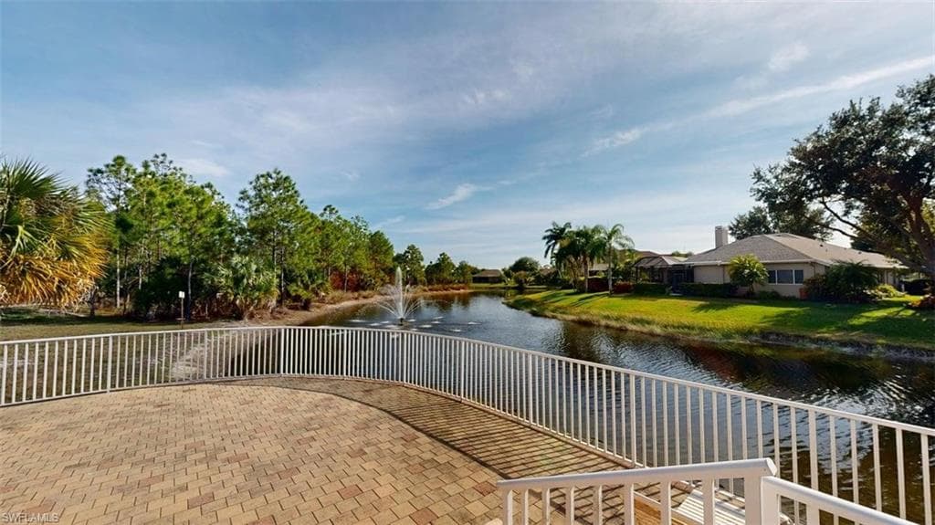 285 Spider Lily LN, NAPLES FL 34119-49
