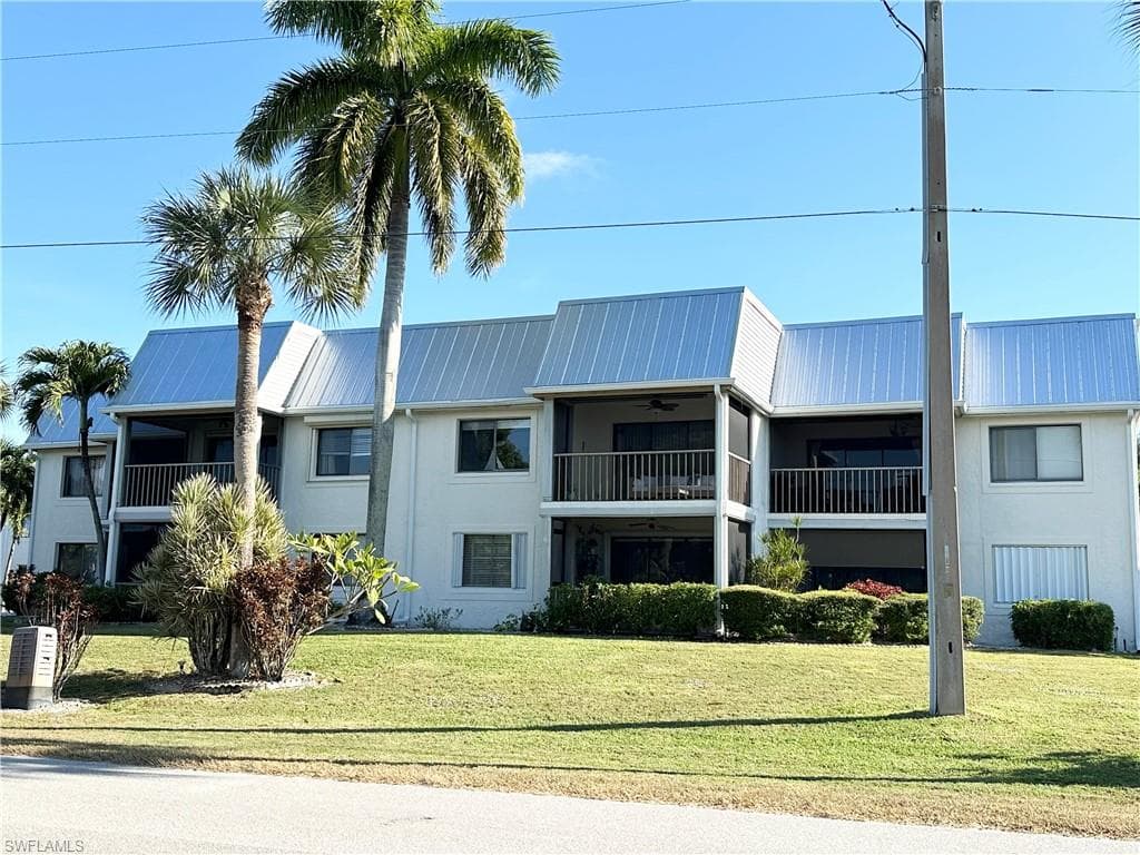3916 Orange Grove BLVD # 7, NORTH FORT MYERS FL 33903-1