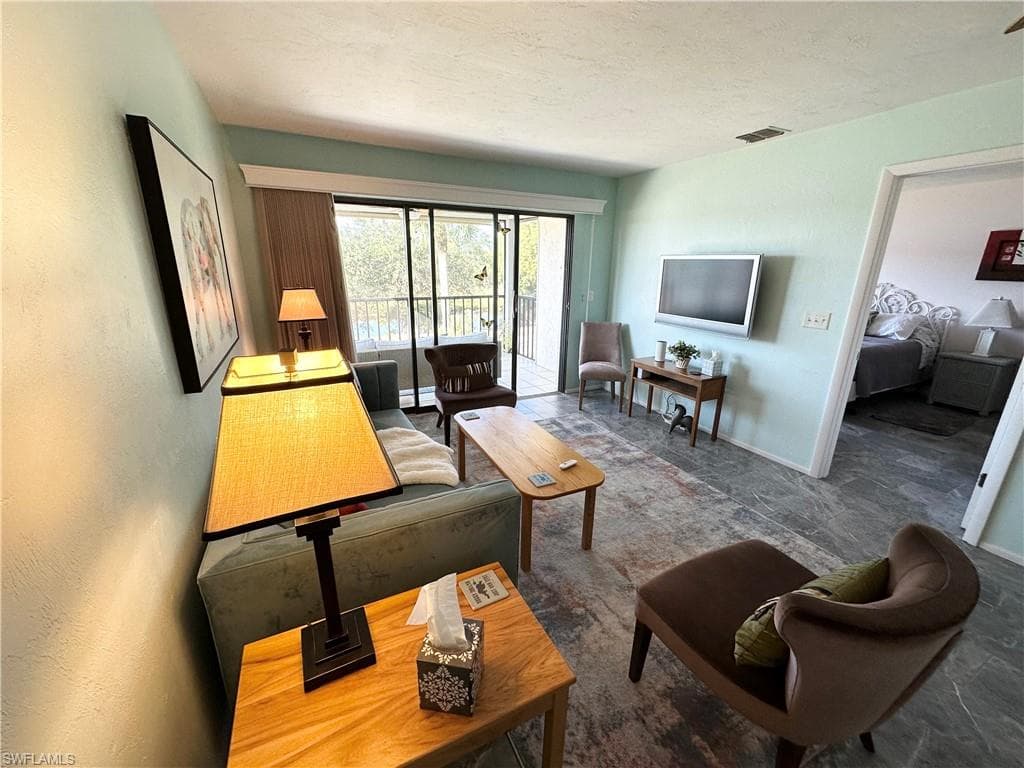 3916 Orange Grove BLVD # 7, NORTH FORT MYERS FL 33903-5