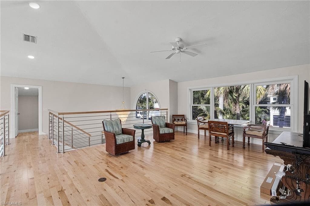 1543 San Carlos Bay DR, SANIBEL FL 33957-22