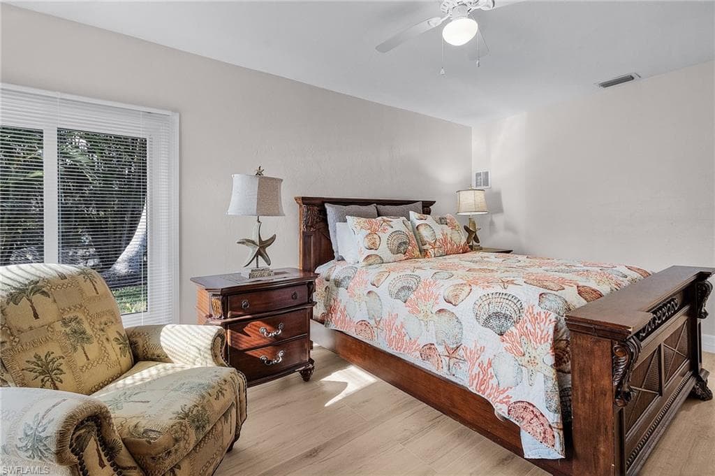 1543 San Carlos Bay DR, SANIBEL FL 33957-14