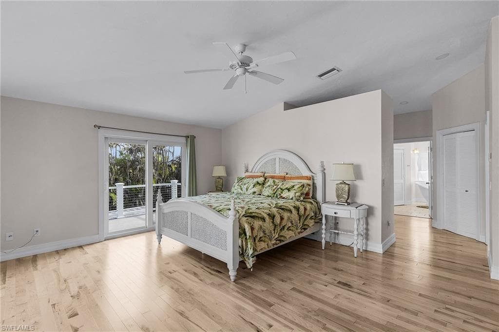 1543 San Carlos Bay DR, SANIBEL FL 33957-24