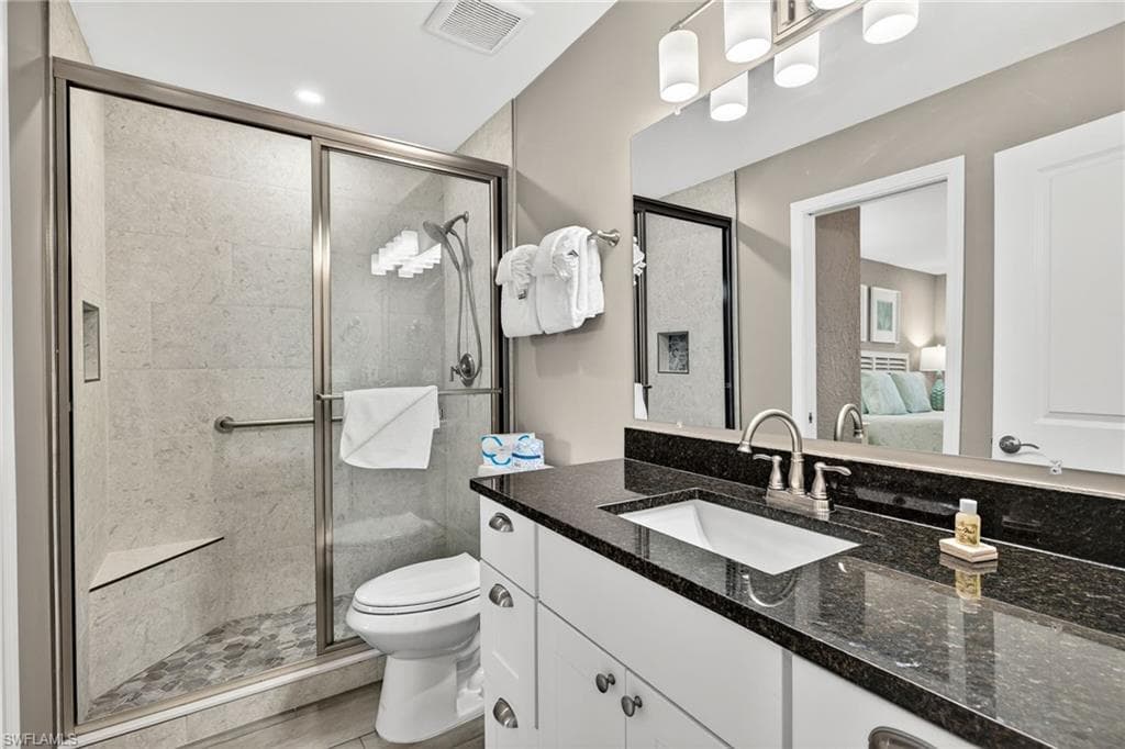 827 E Gulf DR L2-20