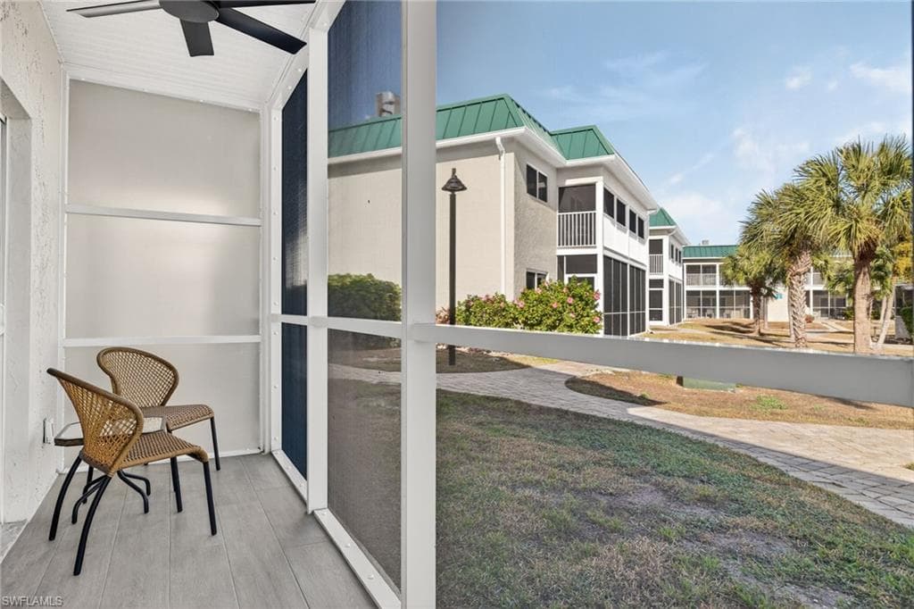 827 E Gulf DR L2-14