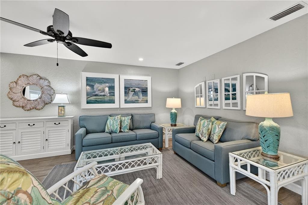 827 E Gulf DR L2-4