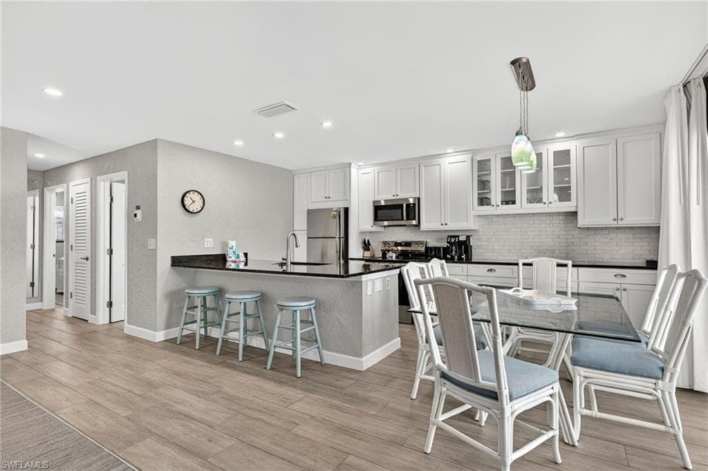 827 E Gulf DR L2-8