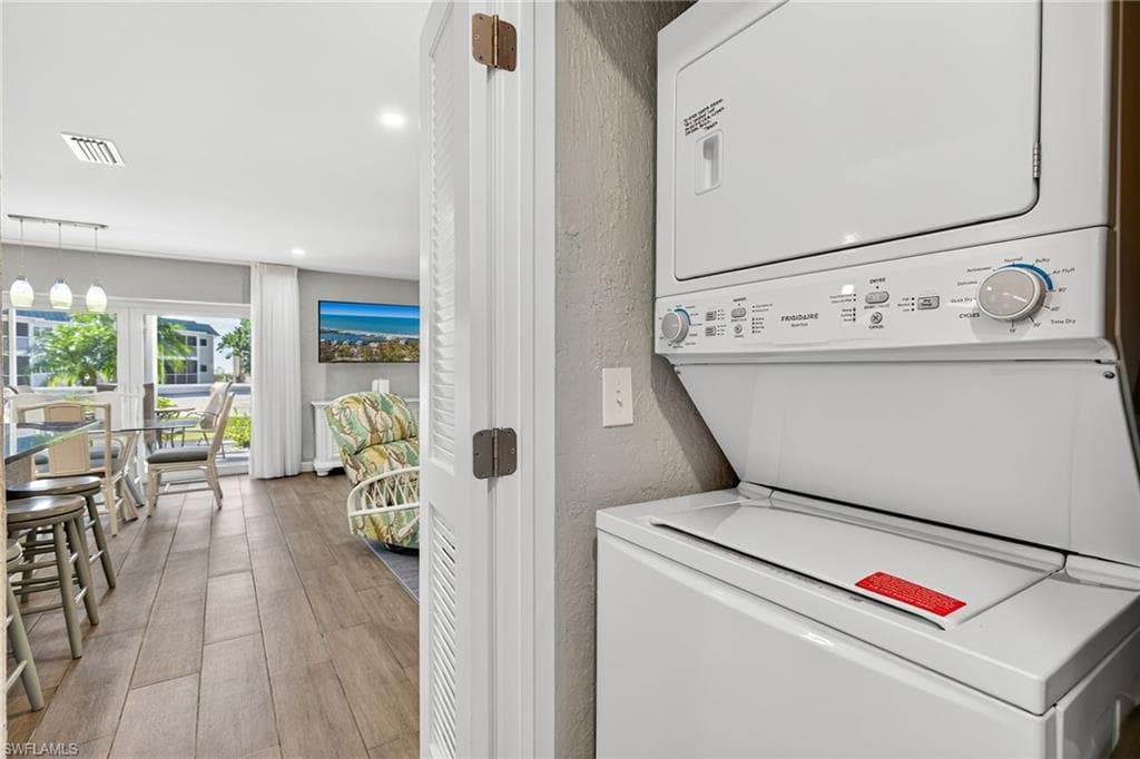 827 E Gulf DR L2-22
