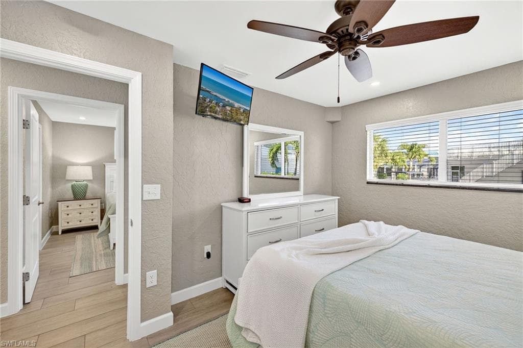 827 E Gulf DR L2-18
