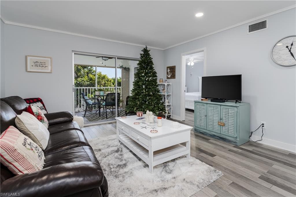 5499 Rattlesnake Hamm RD # 304A, NAPLES FL 34113-11