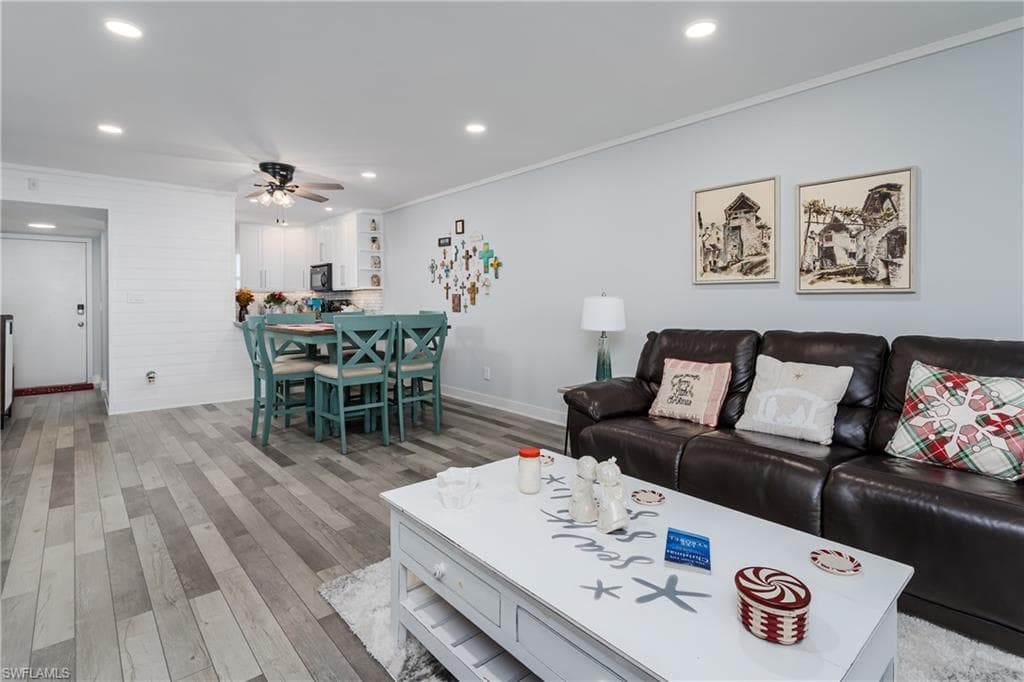 5499 Rattlesnake Hamm RD # 304A, NAPLES FL 34113-6