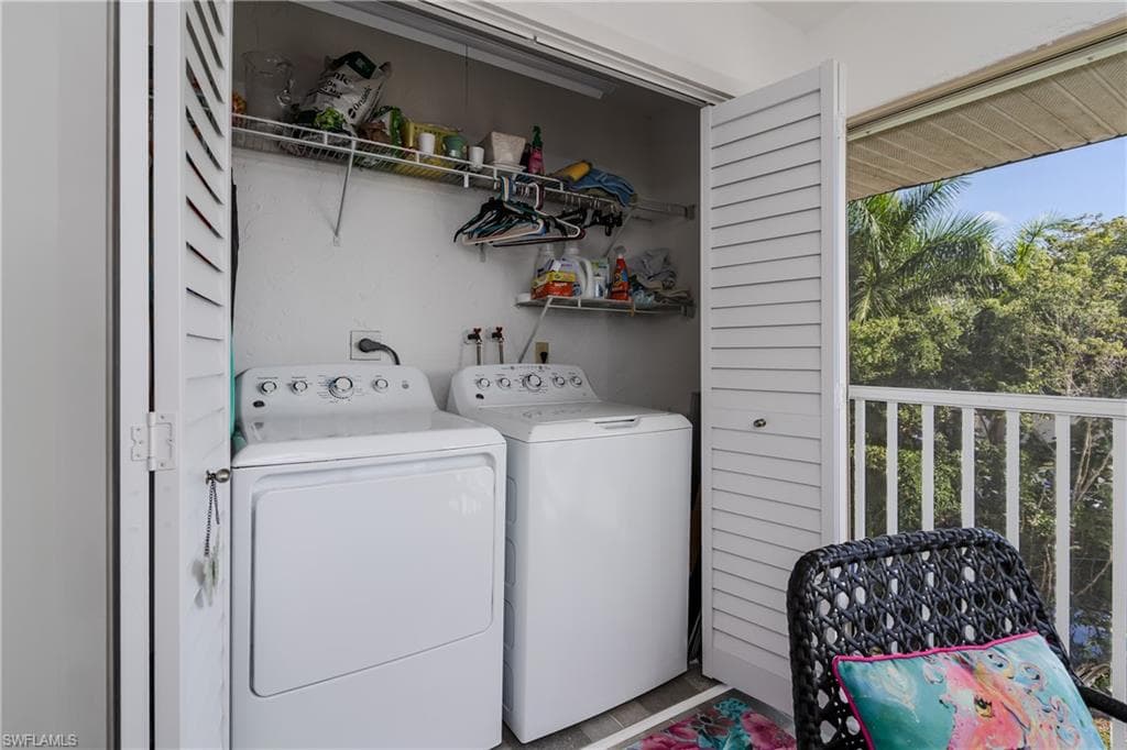 5499 Rattlesnake Hamm RD # 304A, NAPLES FL 34113-18