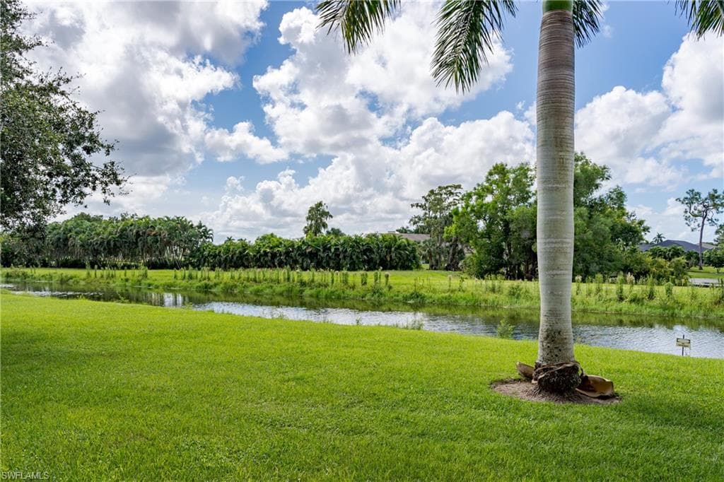 5499 Rattlesnake Hammock RD # 304A, NAPLES FL 34113-30