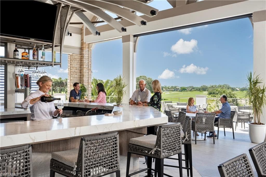 11220 Five Oaks LN, NAPLES FL 34120-11