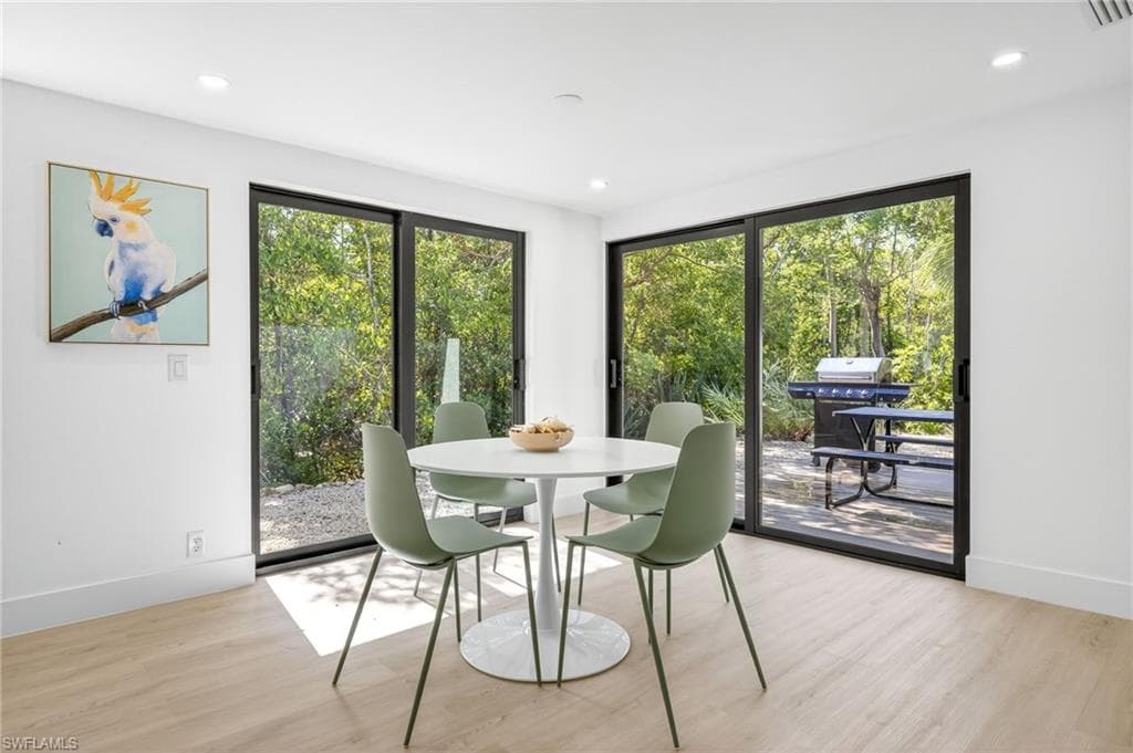 1105 Skiff PL, SANIBEL FL 33957-15