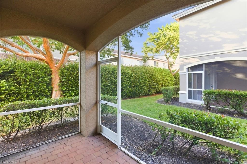 9642 Roundstone CIR, FORT MYERS FL 33967-28