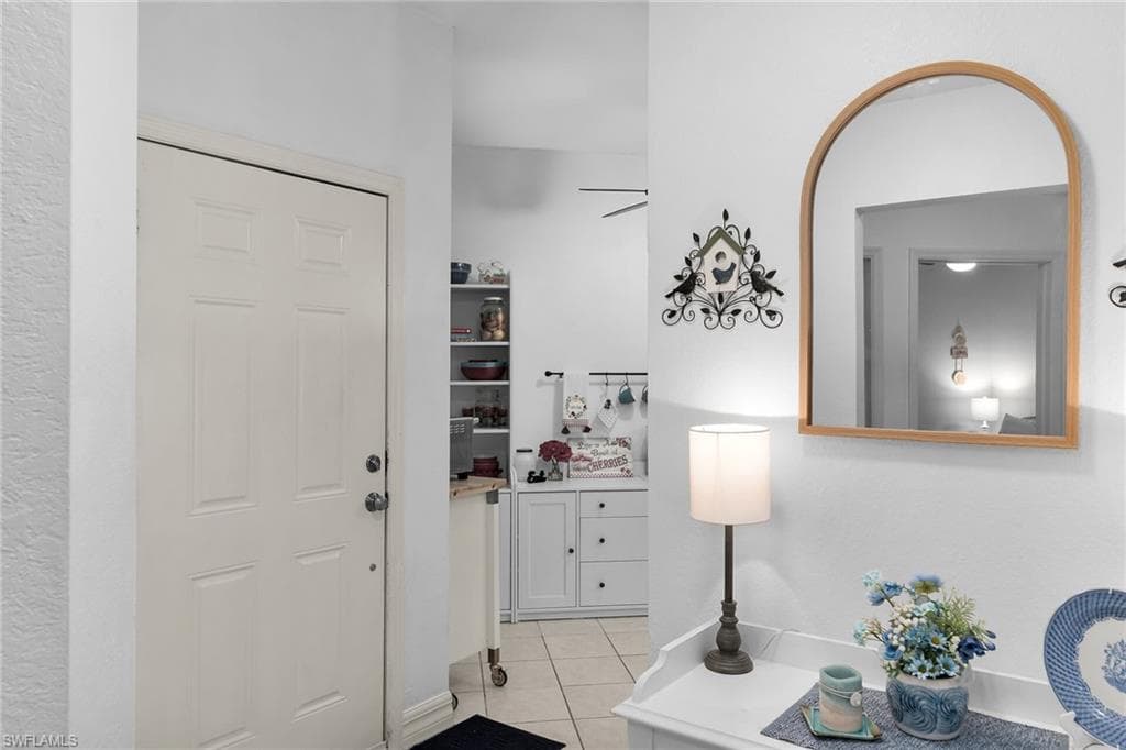 350 Newport DR # 1906, NAPLES FL 34114-5