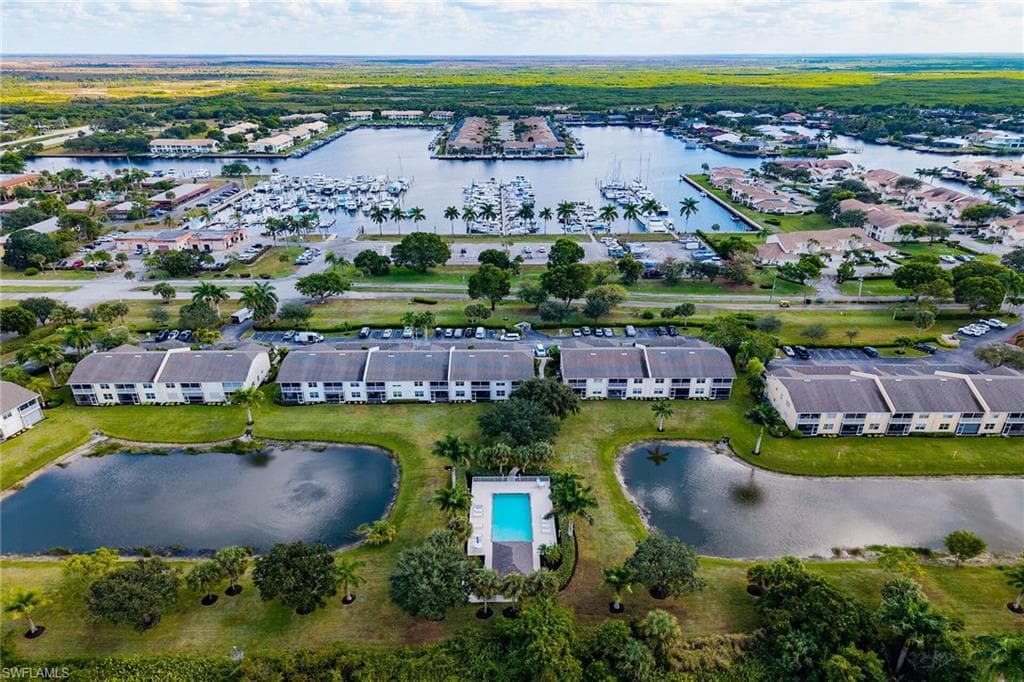 350 Newport DR # 1906, NAPLES FL 34114-30