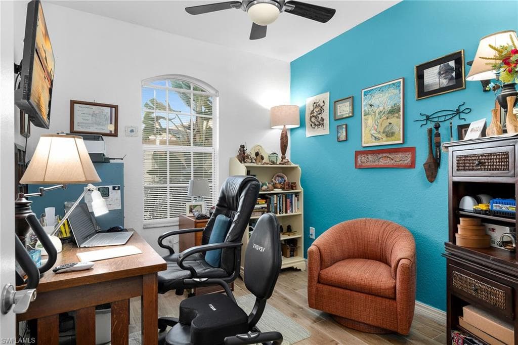 350 Newport DR # 1906, NAPLES FL 34114-17