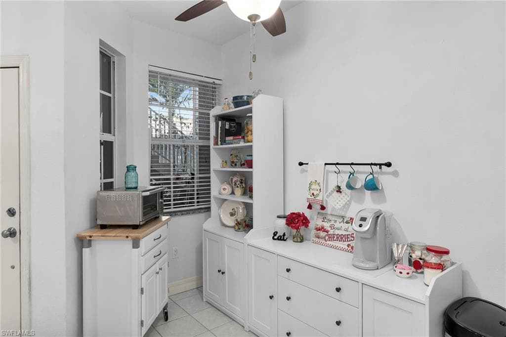 350 Newport DR # 1906, NAPLES FL 34114-7
