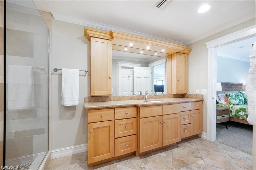 551 Beachwalk CIR # 0, NAPLES FL 34108-21