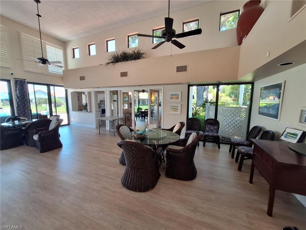 551 Beachwalk CIR # 0, NAPLES FL 34108-14