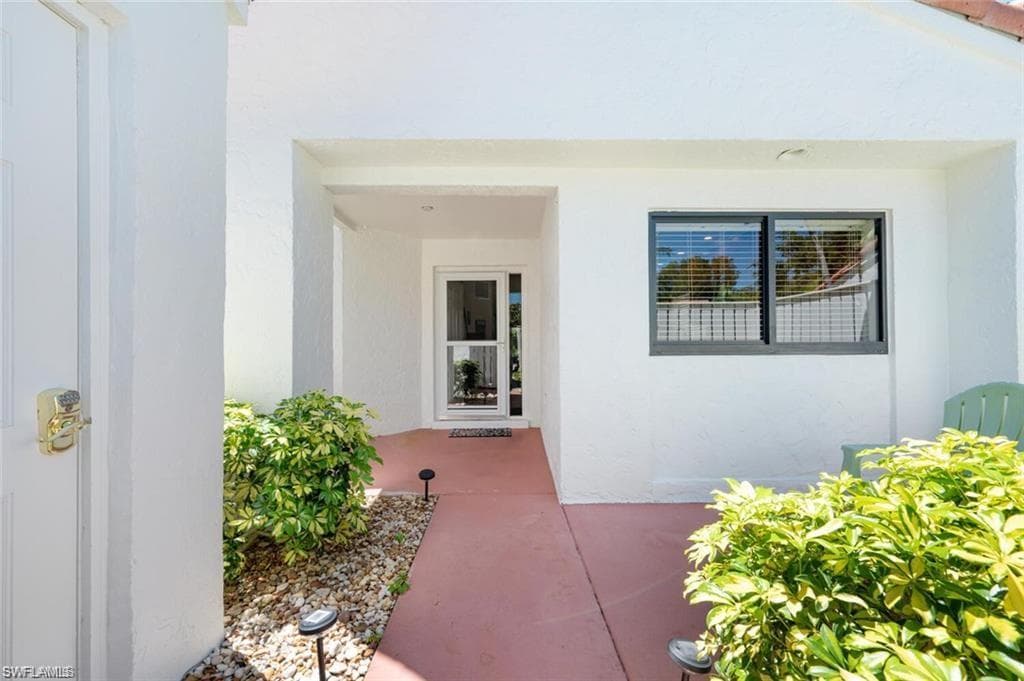 551 Beachwalk CIR # 0, NAPLES FL 34108-3