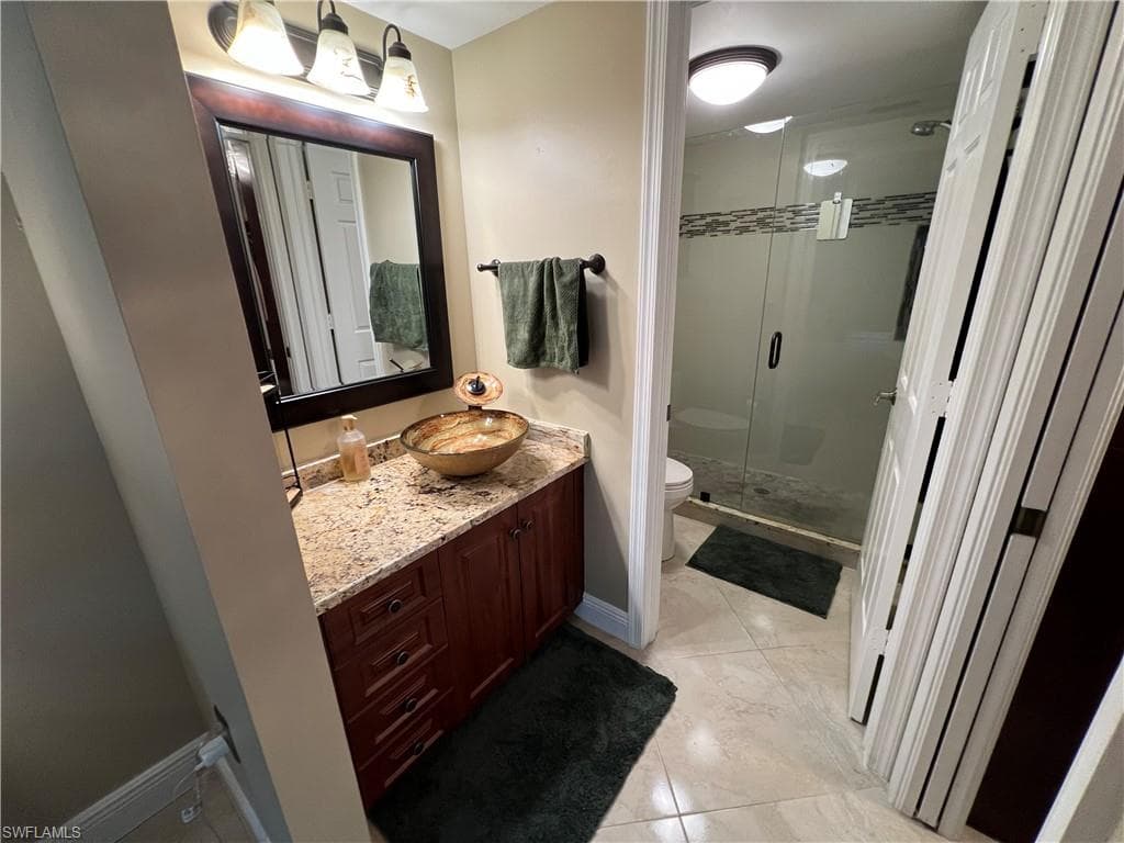 3051 Sandpiper Bay CIR # I102, NAPLES FL 34112-17