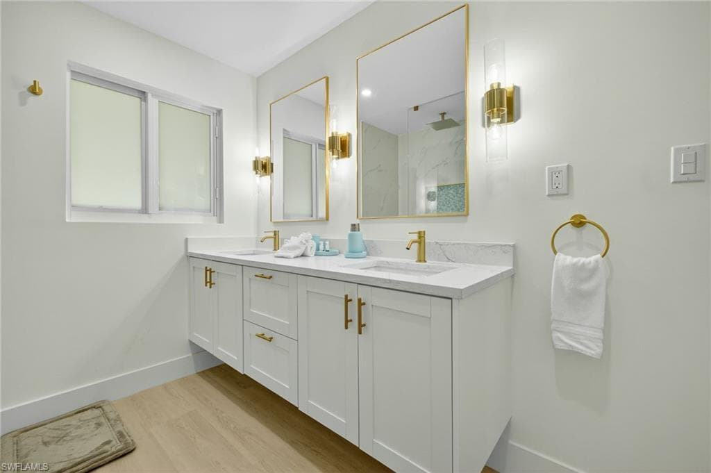 1377 Sand Castle RD, SANIBEL FL 33957-26