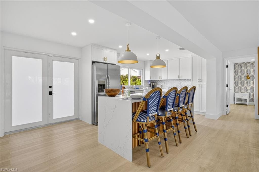 1377 Sand Castle RD, SANIBEL FL 33957-9