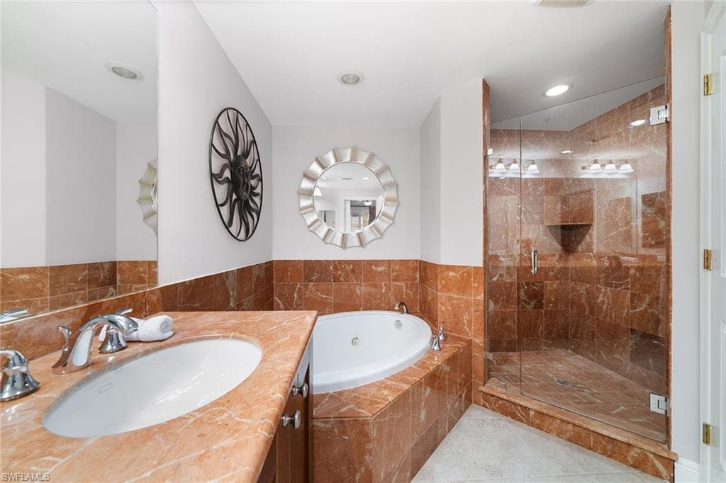 1015 Sandpiper ST D105-22