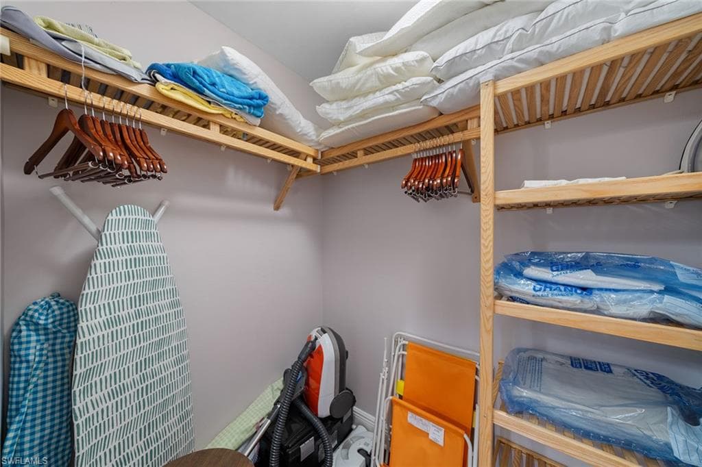 1015 Sandpiper ST D105-20