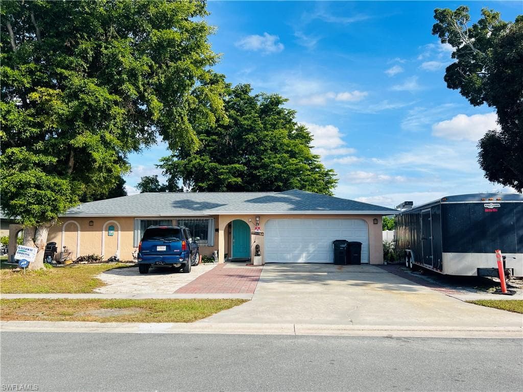 6986 Scarboro DR, FORT MYERS FL 33919-1