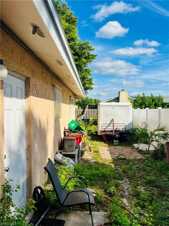 6986 Scarboro DR, FORT MYERS FL 33919-5