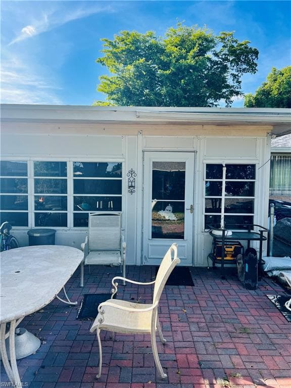 6986 Scarboro DR, FORT MYERS FL 33919-28