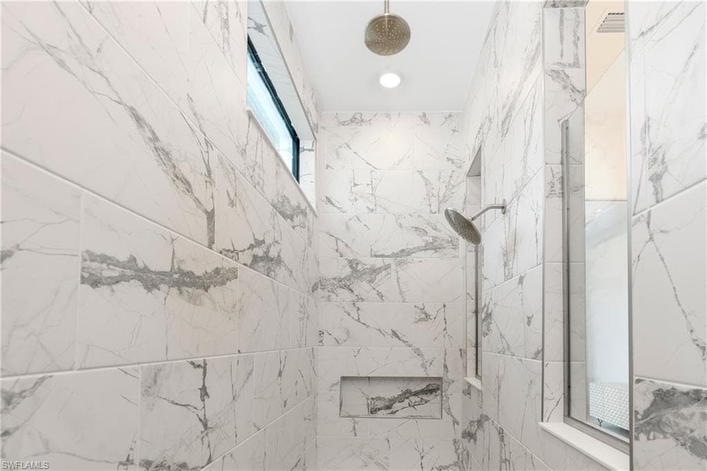 9568 Caymas TER, NAPLES FL 34114-22