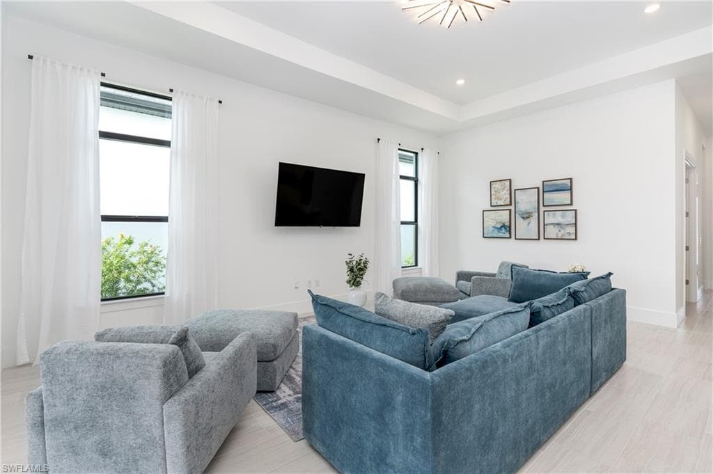 9568 Caymas TER, NAPLES FL 34114-8