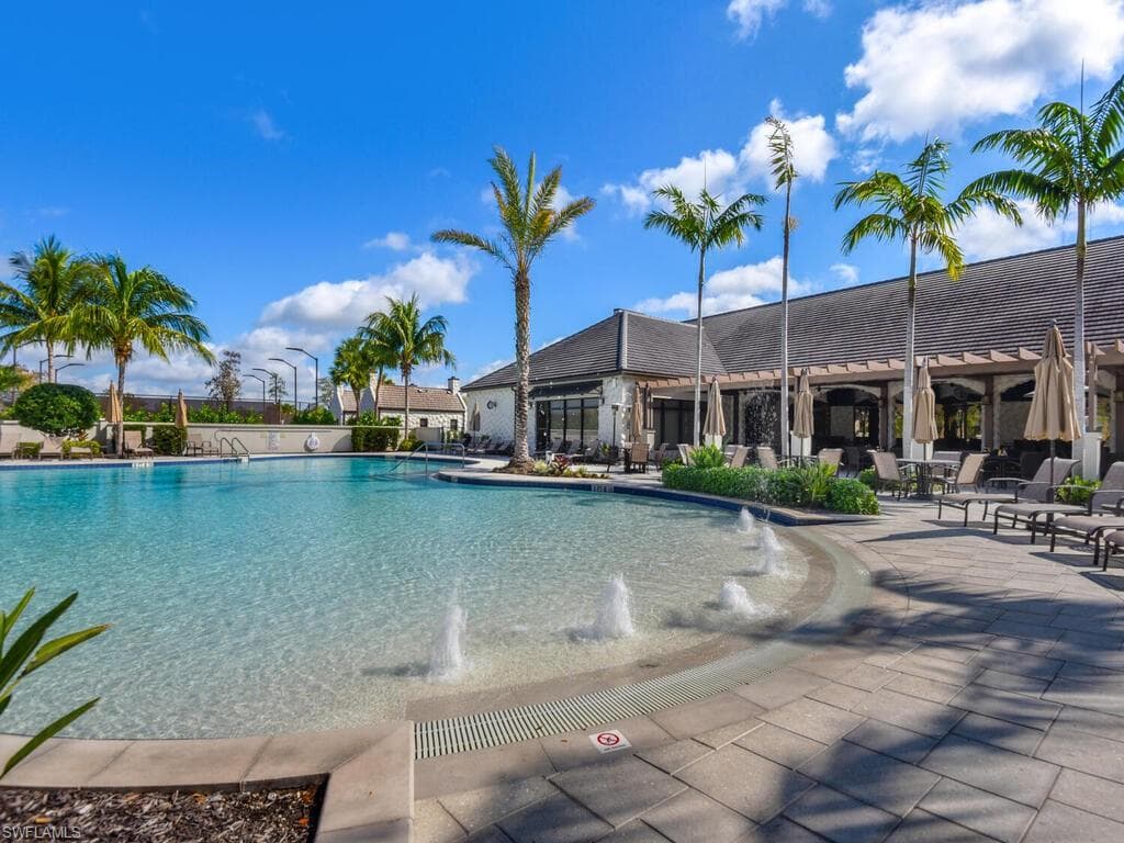 15573 Lockmaben AVE, FORT MYERS FL 33912-40