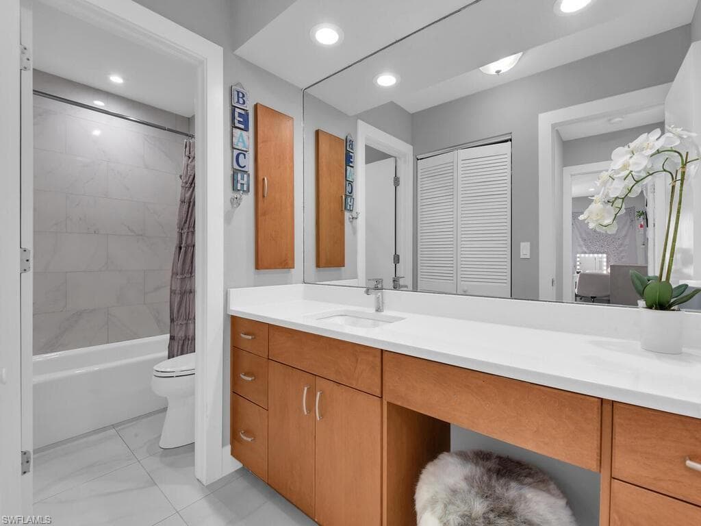 15573 Lockmaben AVE, FORT MYERS FL 33912-25