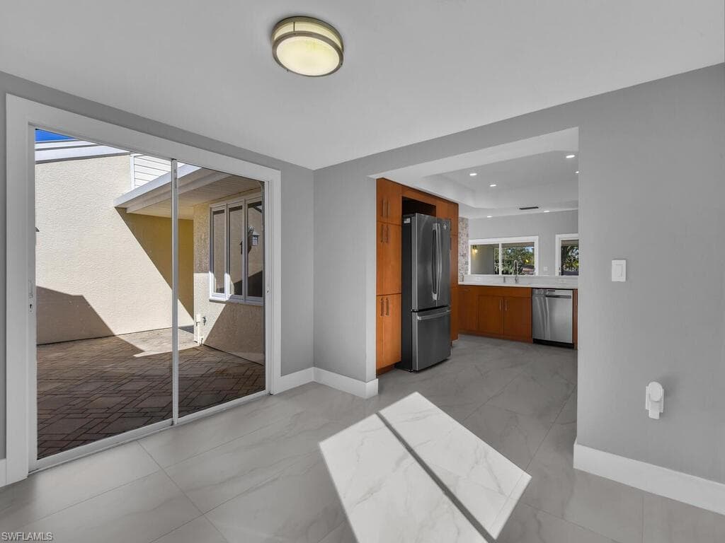 15573 Lockmaben AVE, FORT MYERS FL 33912-14