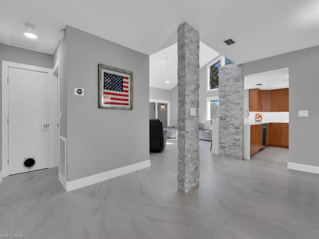 15573 Lockmaben AVE, FORT MYERS FL 33912-3