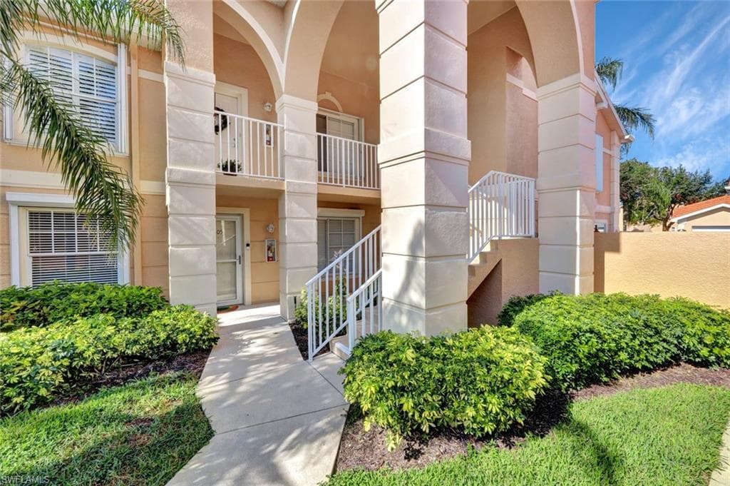 9600 Rosewood Pointe TER # 205, BONITA SPRINGS FL 34135-20