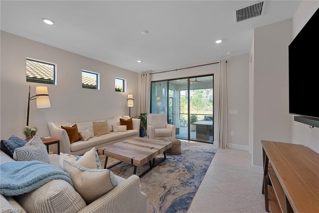 12390 Canal Grande DR, FORT MYERS FL 33913-2