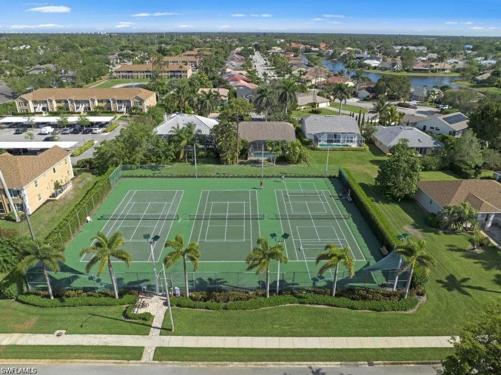 2268 Piccadilly CT, NAPLES FL 34112-31