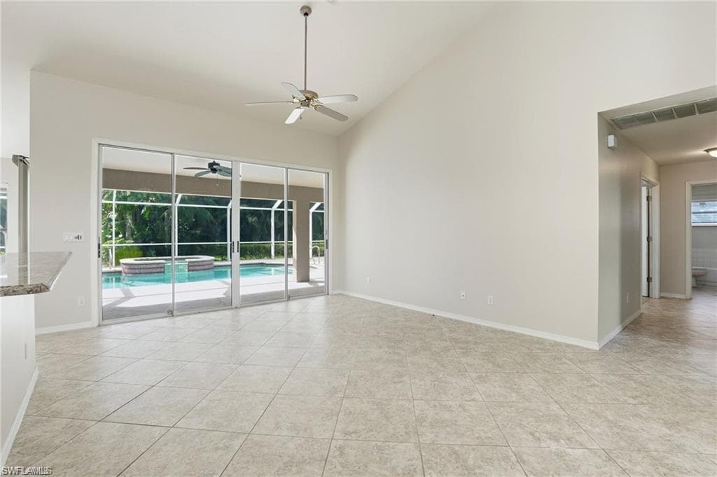 2268 Piccadilly CT, NAPLES FL 34112-4